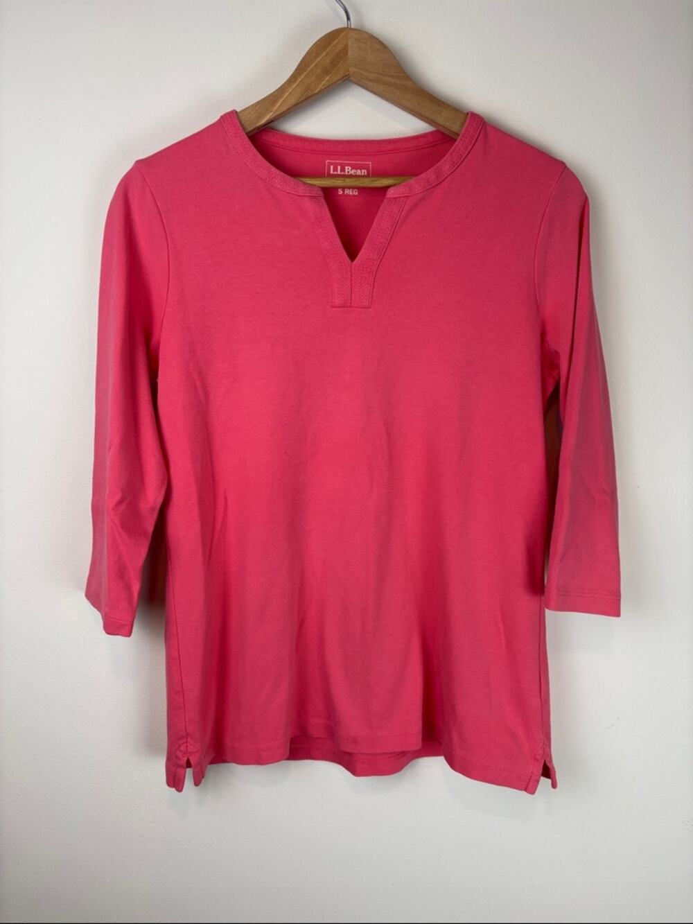 LL Bean Pink Split Neck Top Women’s Small 3/4 Sleeve Tee Casual Basic Normcore